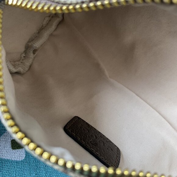 Gucci Chain Crossbody Bag - Picture 8 of 8